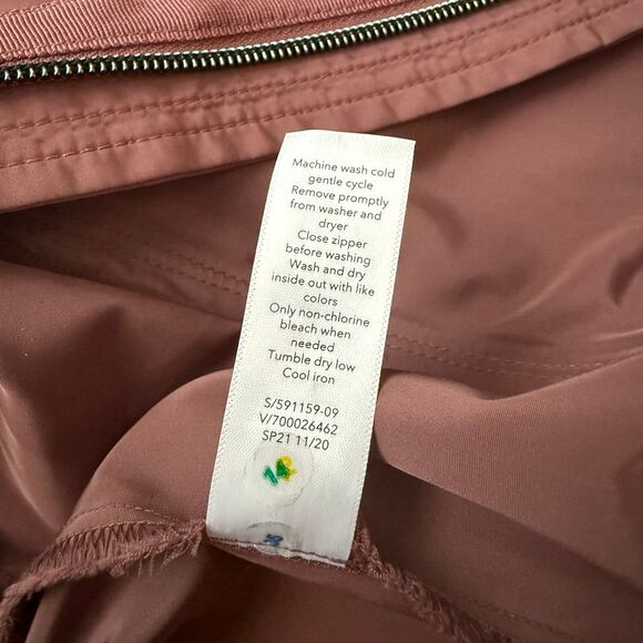 Athleta Drip Drop Jacket Hearth Rose Size Small LIKE NEW Water Repellent - Picture 7 of 12